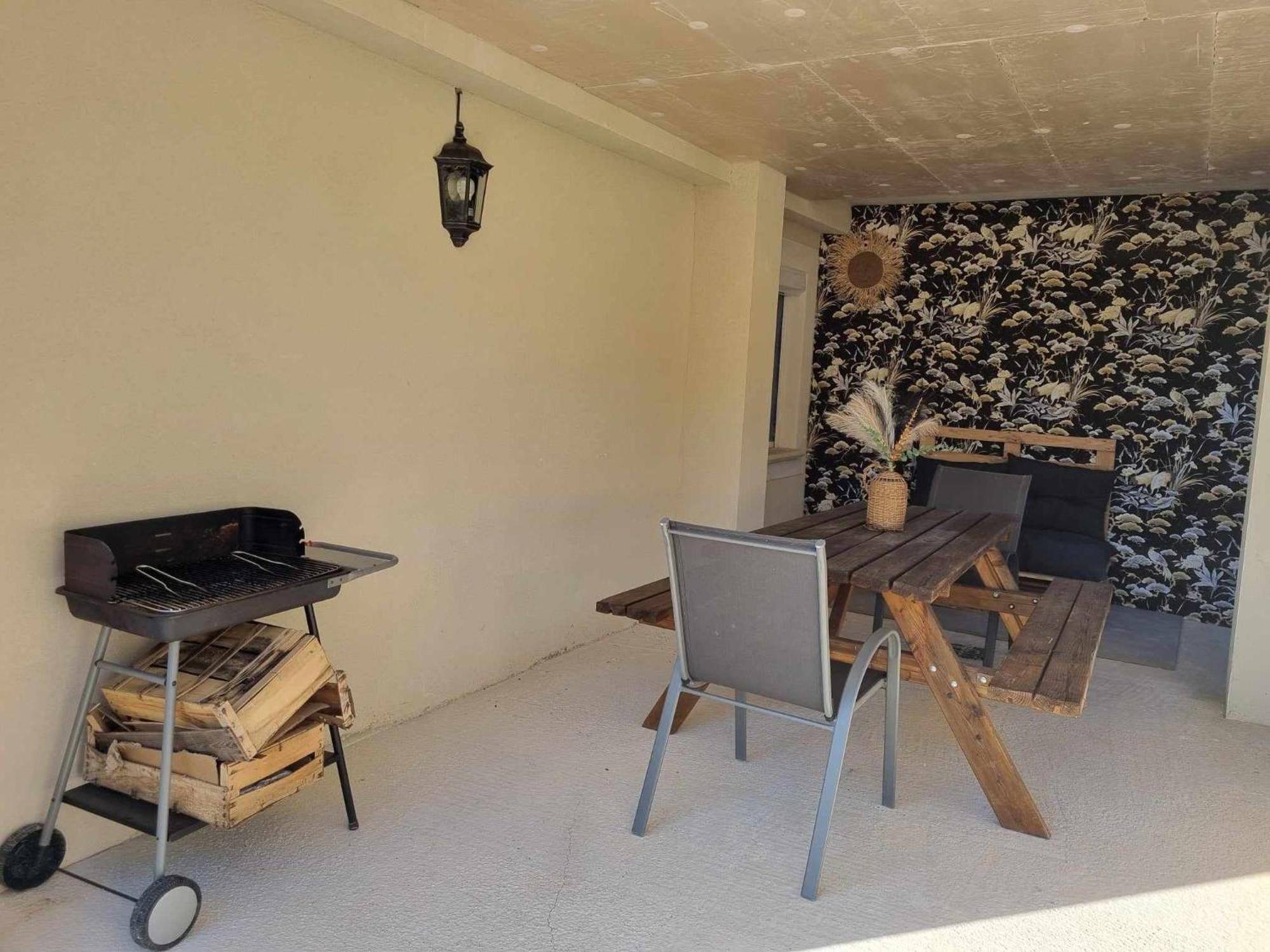 Gite Les Trois Abeilles Bésignan Habitación foto